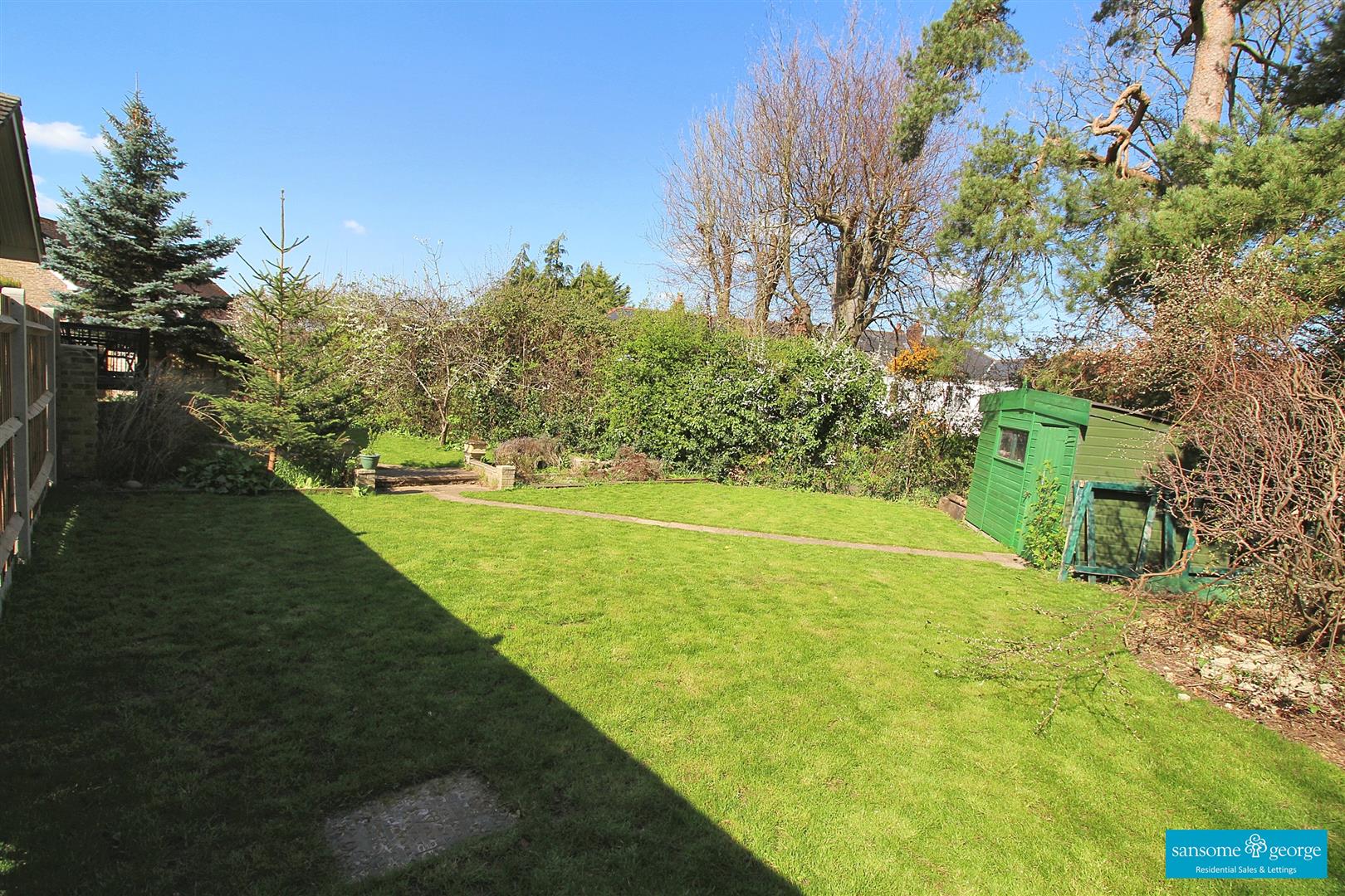 Southerndene Close, Tilehurst, Reading